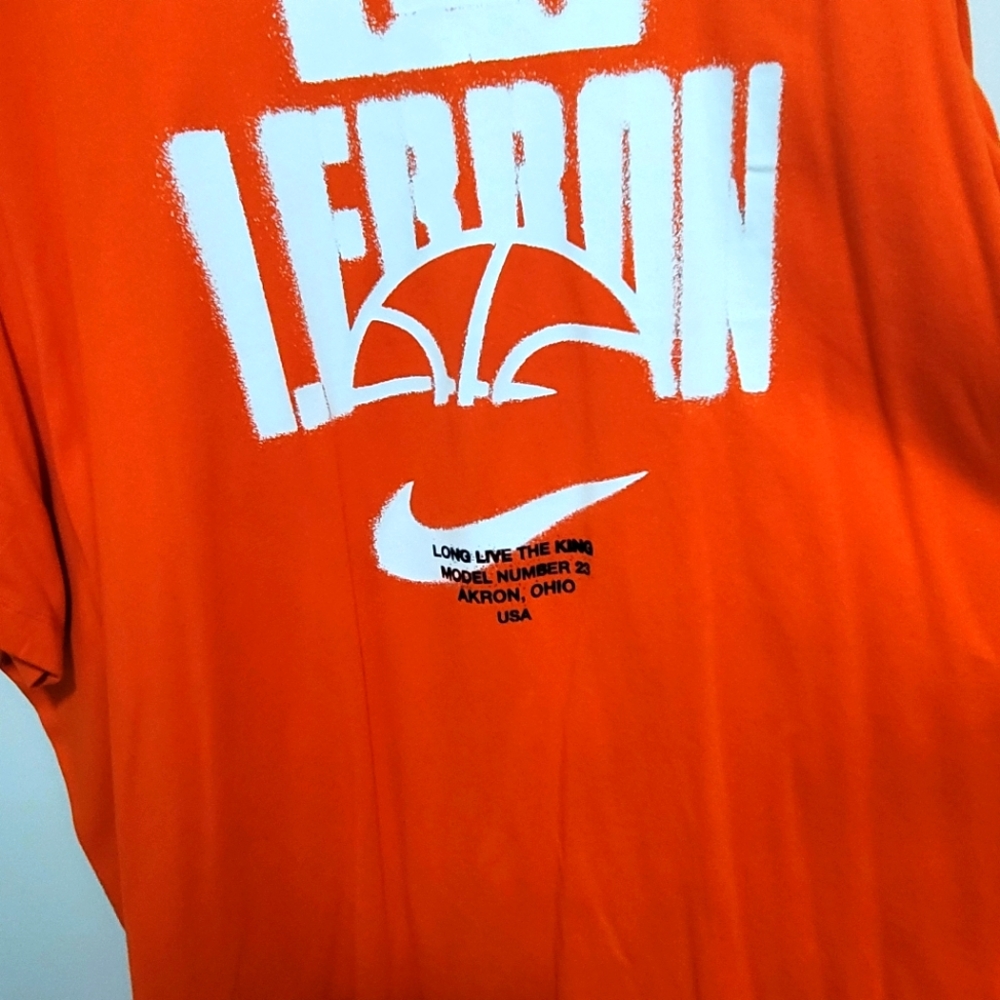 Mens nike lebron james tshirt 3xl